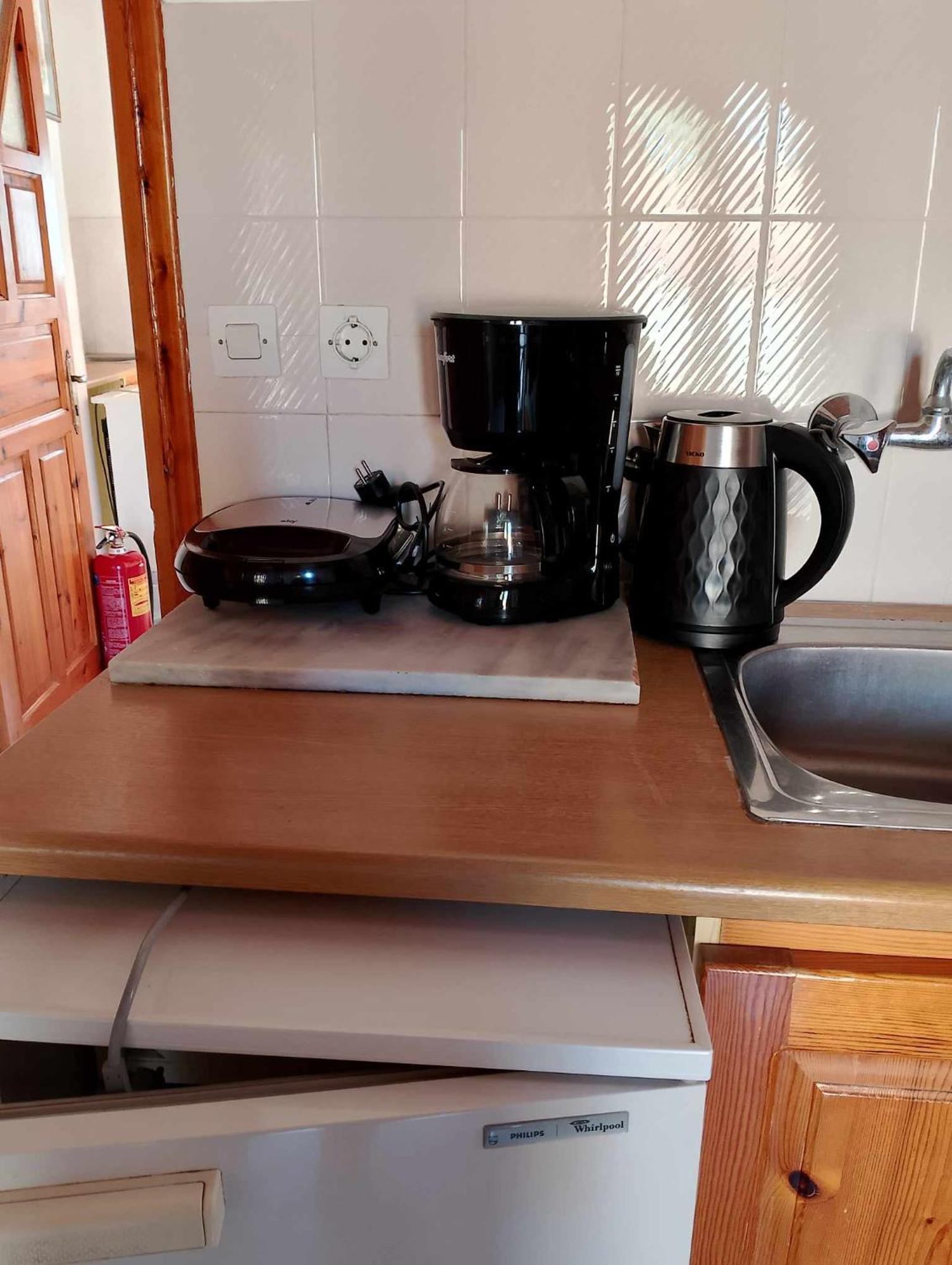 Mpaliaka Myrsini Apartment Mithimna Bagian luar foto