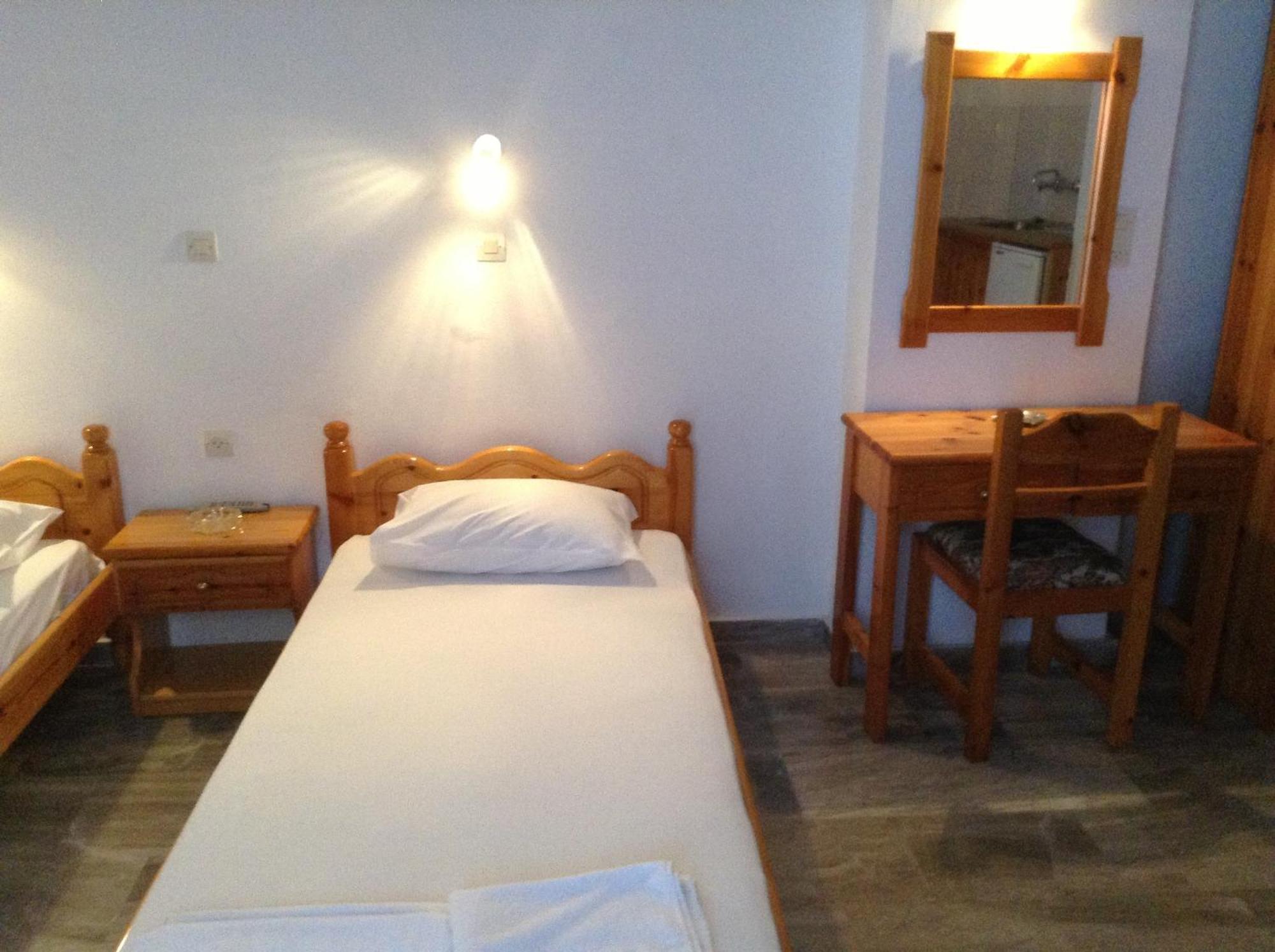 Mpaliaka Myrsini Apartment Mithimna Ruang foto